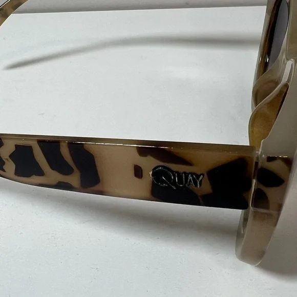 QUAY x SHAY Jinx Nomadchic Mitchell Sunglasses Desert Leopard MCM Glasses EUC